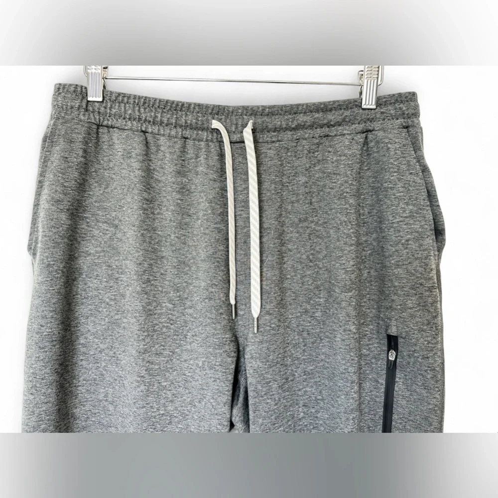 Vuori Men’s Sunday Performance Gray Jogger Pants - Size Large